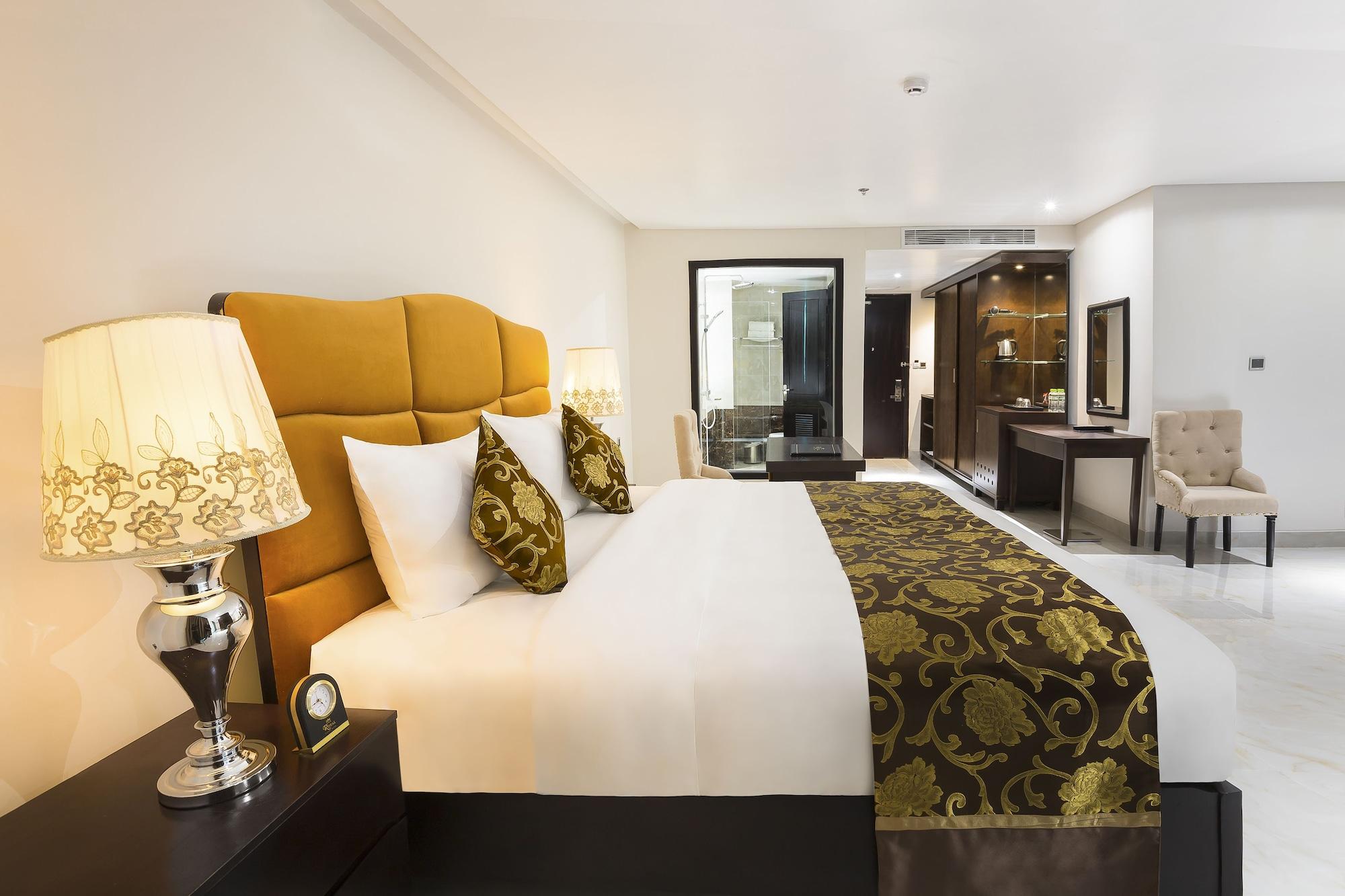 Royal Quang Binh Hotel Ντονγκ Χόι Εξωτερικό φωτογραφία