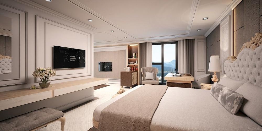 Royal Quang Binh Hotel Ντονγκ Χόι Εξωτερικό φωτογραφία